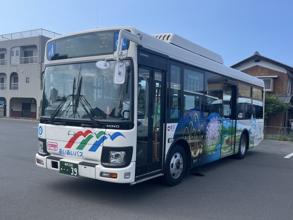 あいあいバス外観