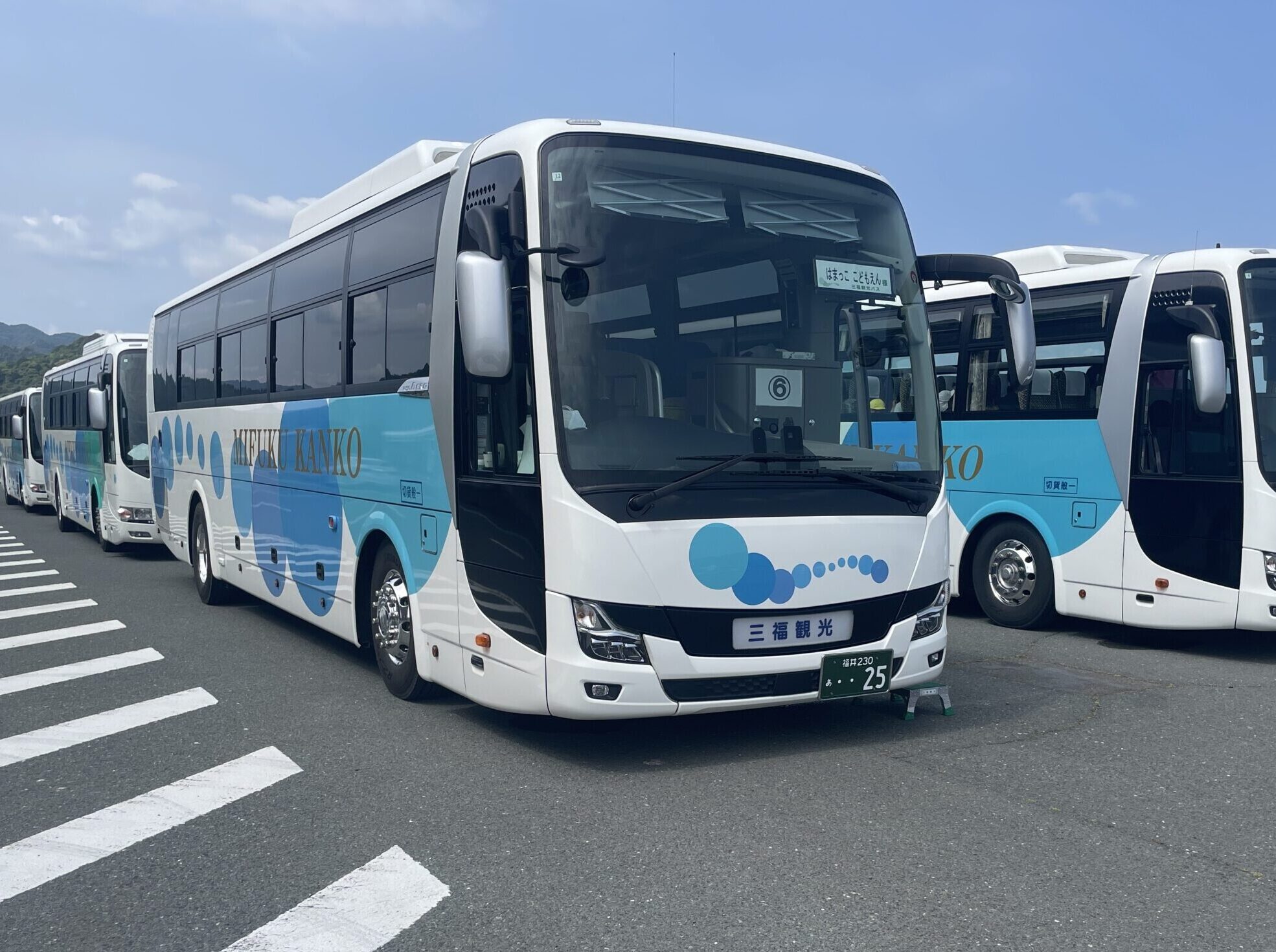 観光バス外観